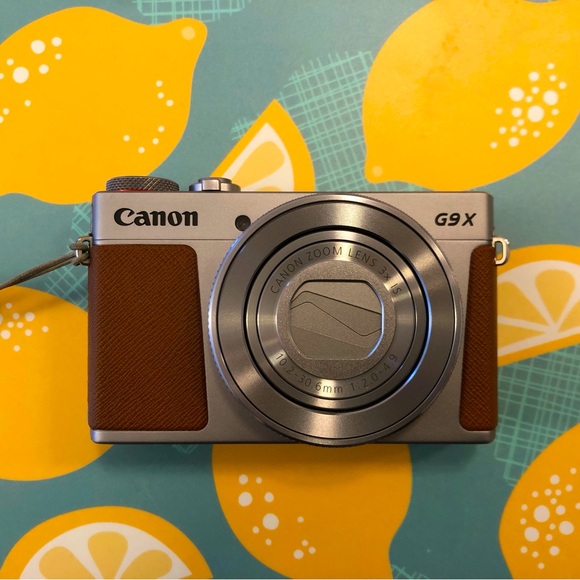 Canon PowerShot G9X Mark 2 (ii) (G9 X Mark II) - Picture 4 of 10